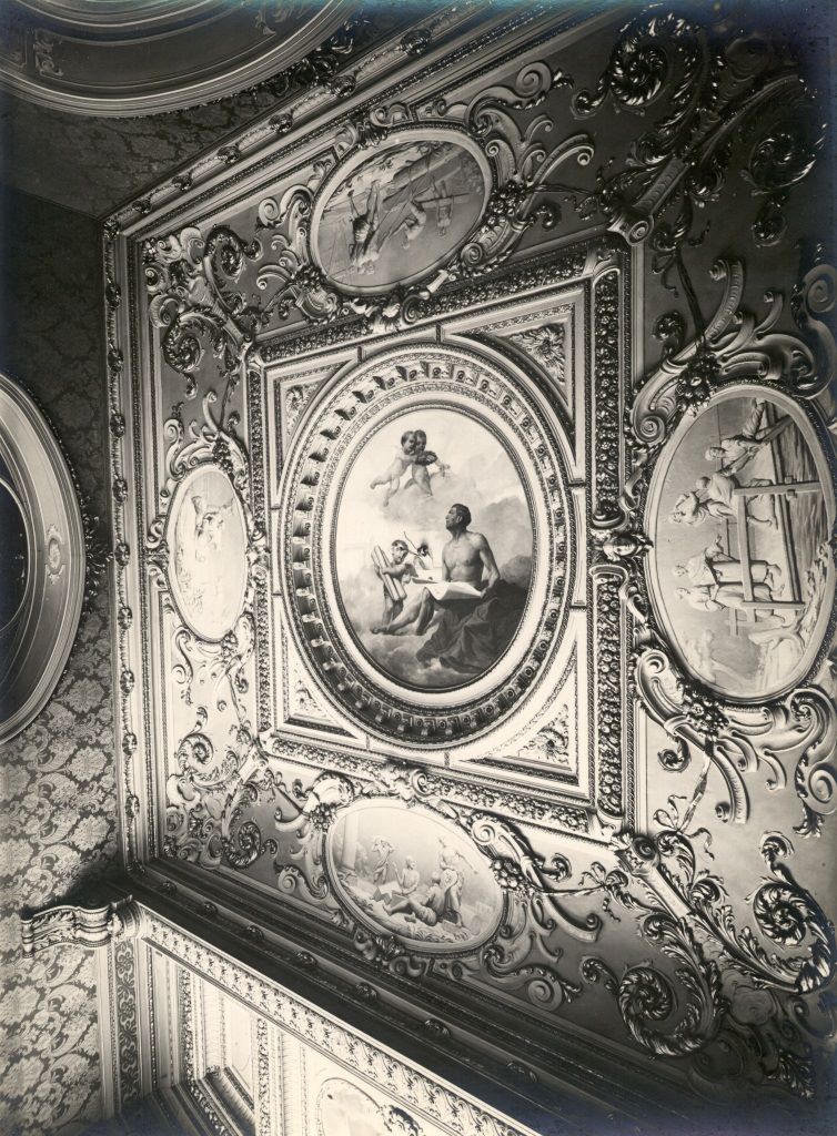 NINETEENTH-CENTURY TOWER/PALAZZO UNIDENTIFIED, A PAVILION WITH CENTRAL ROUND REPRESENTING THE ARCHITECT RECEIVING THE LAUREL AND STUCCO ROUND REPRESENTING CRAFTS.